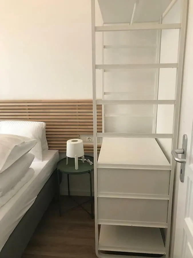 Livinginn6 Vienna Apartment